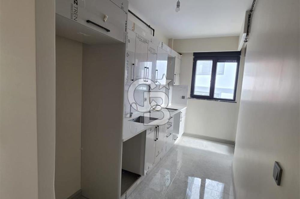 ÜSKÜDAR BURHANİYEDE YERDEN ISITMA MODERN VE ŞIK 2+1 DAİRE