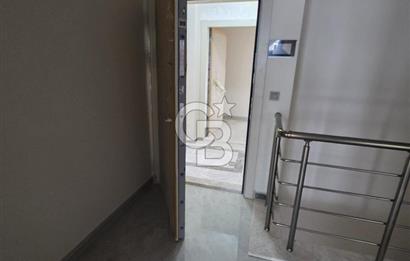 ÜSKÜDAR BURHANİYEDE YERDEN ISITMA MODERN VE ŞIK 2+1 DAİRE