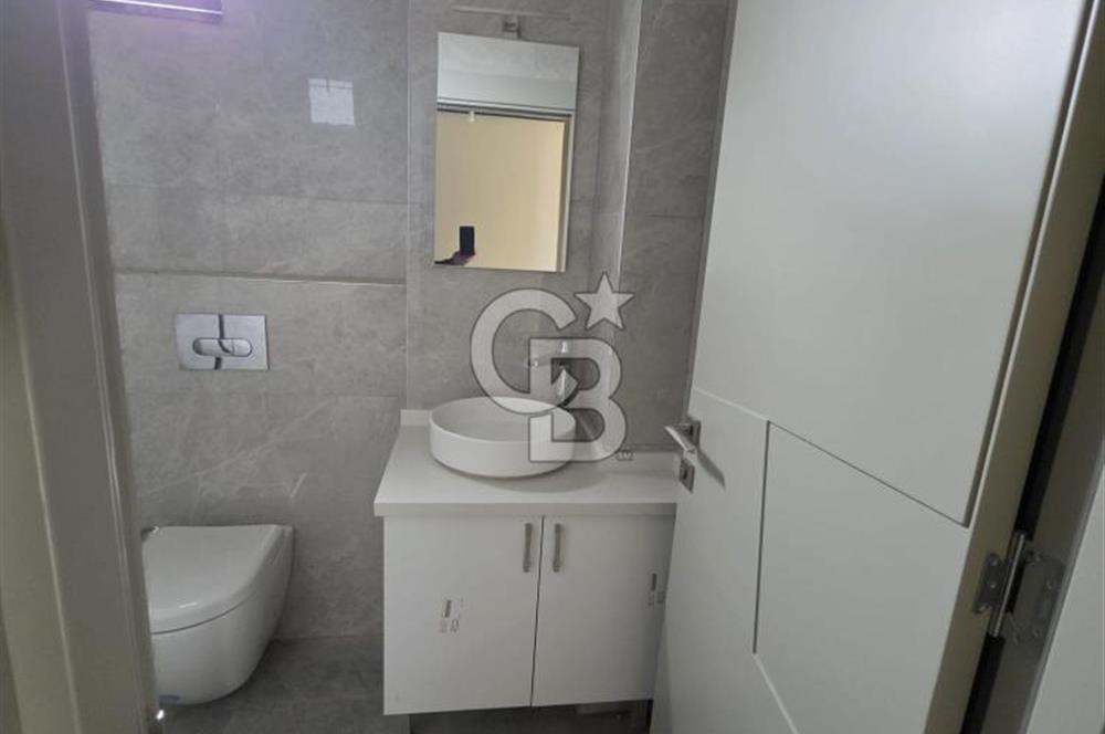 ÜSKÜDAR BURHANİYEDE YERDEN ISITMA MODERN VE ŞIK 2+1 DAİRE
