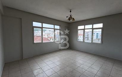 İSTİKLAL CADDESİ'NDE ATATÜRK İLKOKULU KARŞISI KİRALIK 2+1 DAİRE