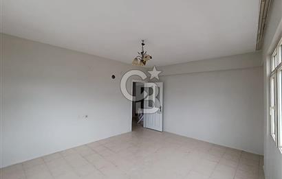İSTİKLAL CADDESİ'NDE ATATÜRK İLKOKULU KARŞISI KİRALIK 2+1 DAİRE
