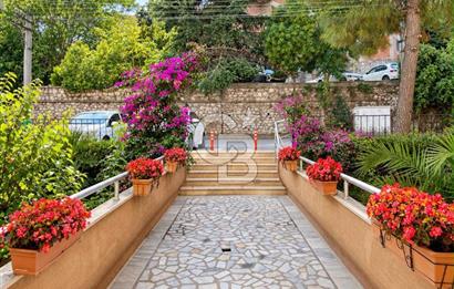 Kükürtlü Mah. Karagöz cad. Yonca Apt 2+1 Kiralık Daire 