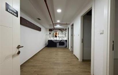 Suadiye Mücahit Sokakta 160 m² 4+1 Geniş ve Ferah Daire
