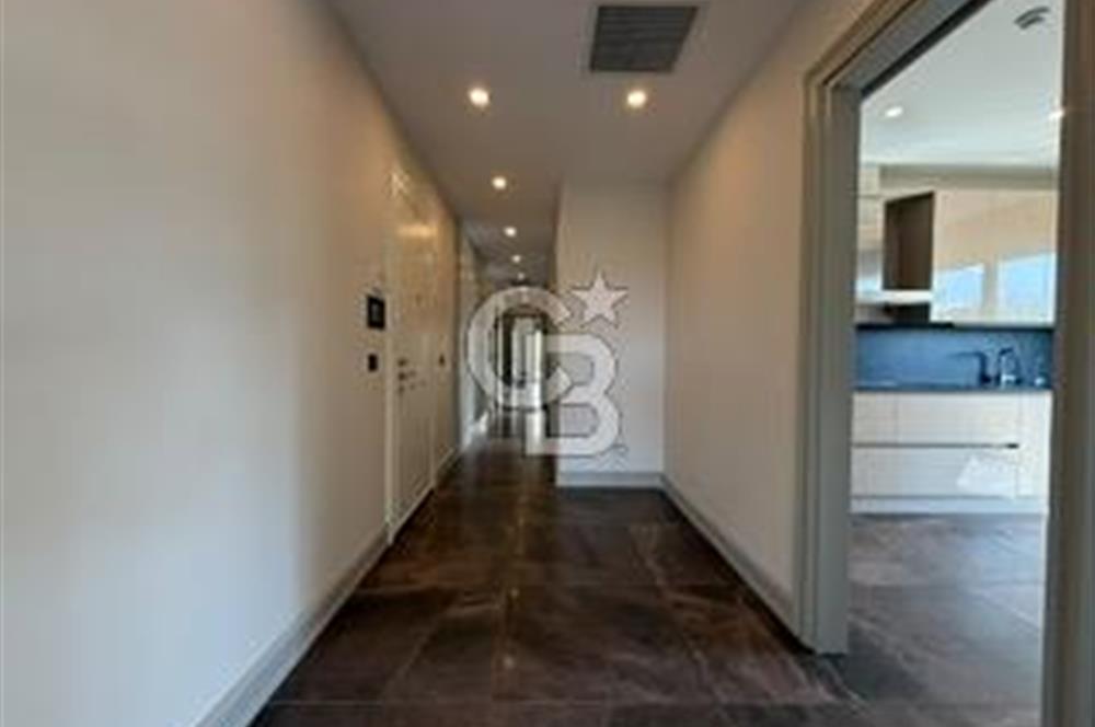 Suadiye Mücahit Sokakta 160 m² 4+1 Geniş ve Ferah Daire