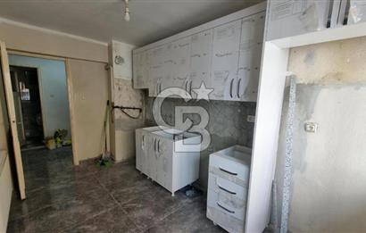 Bayraklı Merkez Tadilatlı Kiralık 2+1 Geniş Daire