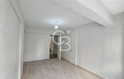 Bayraklı Merkez Tadilatlı Kiralık 2+1 Geniş Daire