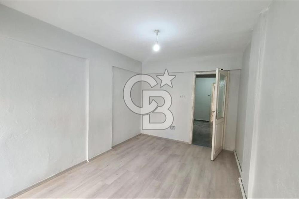 Bayraklı Merkez Tadilatlı Kiralık 2+1 Geniş Daire