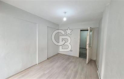 Bayraklı Merkez Tadilatlı Kiralık 2+1 Geniş Daire
