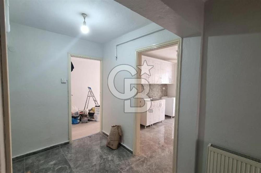 Bayraklı Merkez Tadilatlı Kiralık 2+1 Geniş Daire