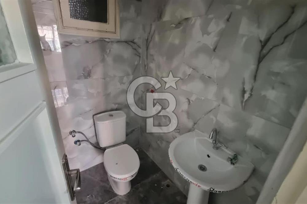 Bayraklı Merkez Tadilatlı Kiralık 2+1 Geniş Daire