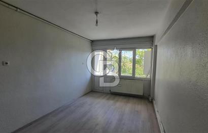 Bayraklı Merkez Tadilatlı Kiralık 2+1 Geniş Daire