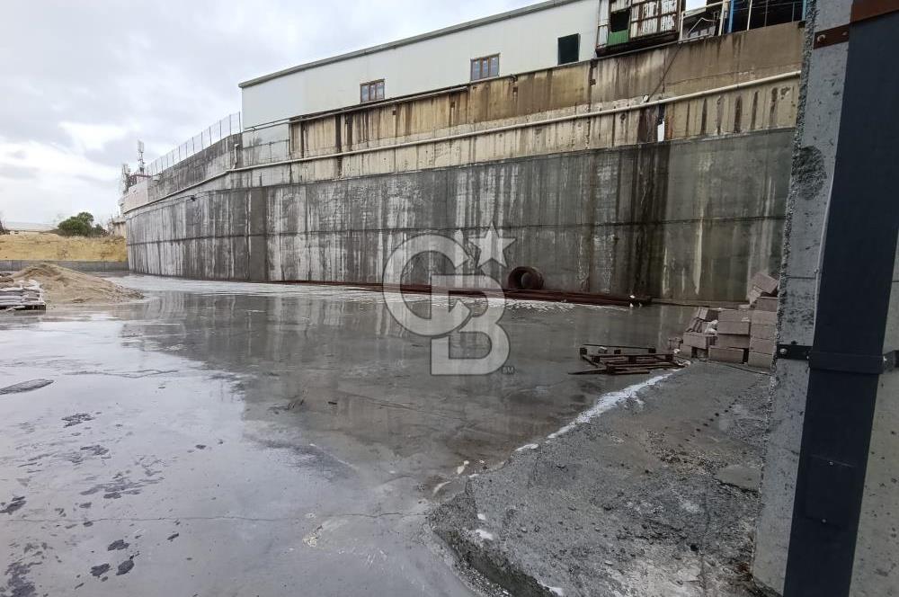 HADIMKÖY'DE SATILIK 18.000 m² HER KATTA TIR GİRİŞİ DEPO/FABRİKA