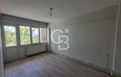 Bayraklı Merkez Tadilatlı Kiralık 2+1 Geniş Daire