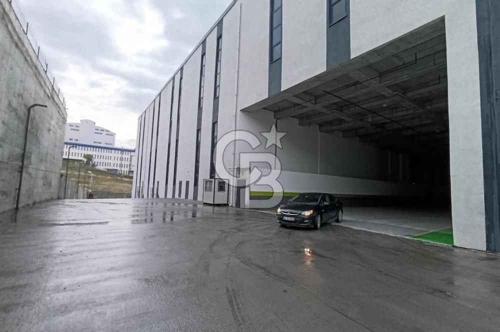 HADIMKÖY'DE KİRALIK 18.000 m² HER KATTA TIR GİRİŞİ DEPO/FABRİKA