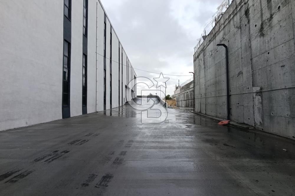 HADIMKÖY'DE KİRALIK 18.000 m² HER KATTA TIR GİRİŞİ DEPO/FABRİKA