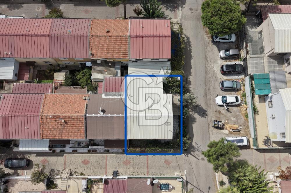 Buca Murathan'da Genişletilmiş ve Tadilatlı Köşe Müstakil Dubleks