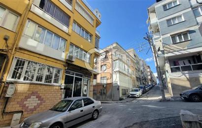 Bayraklı Merkez Tadilatlı Kiralık 2+1 Geniş Daire