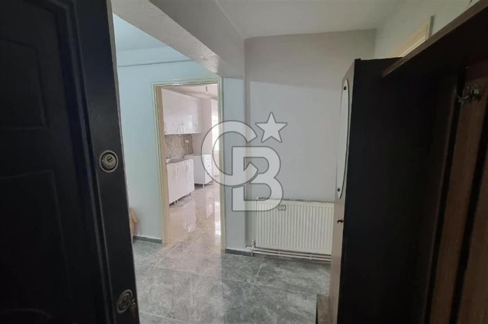 Bayraklı Merkez Tadilatlı Kiralık 2+1 Geniş Daire