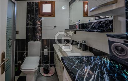 Foça Atatürk Mahallesinde Deniz Manzaralı 4+2 Dubleks