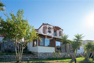 Foça Atatürk Mahallesinde Deniz Manzaralı 4+2 Dubleks - 4 - 375748