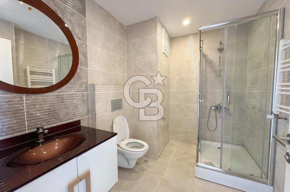 BEYLİKDÜZÜ ŞEHRİ BEYAZ SİTESİNDE 8+2 SATILIK SIFIR DAİRE 