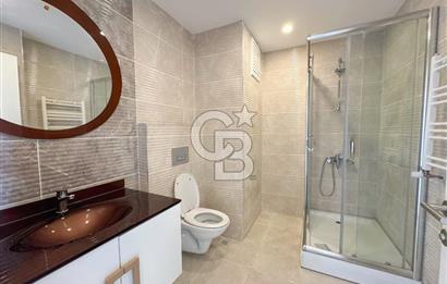 BEYLİKDÜZÜ ŞEHRİ BEYAZ SİTESİNDE 8+2 SATILIK SIFIR DAİRE 