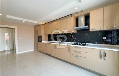 BEYLİKDÜZÜ ŞEHRİ BEYAZ SİTESİNDE 8+2 SATILIK SIFIR DAİRE 