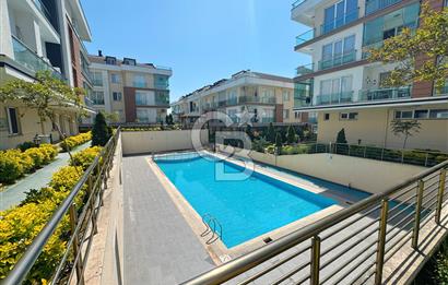 BEYLİKDÜZÜ ŞEHRİ BEYAZ SİTESİNDE 5+2 SATILIK DUBLEKS DAİRE 