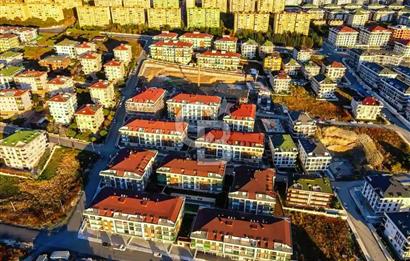 BEYLİKDÜZÜ ŞEHRİ BEYAZ SİTESİNDE 8+2 SATILIK SIFIR DAİRE 