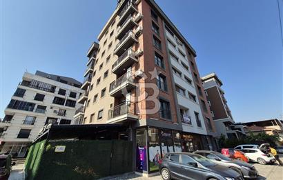 Karşıyaka Anadolu Cad. Yakını Lüks Binada Tam Eşyalı 1+1 Kiralık Daire