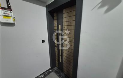 Karşıyaka Anadolu Cad. Yakını Lüks Binada Tam Eşyalı 1+1 Kiralık Daire
