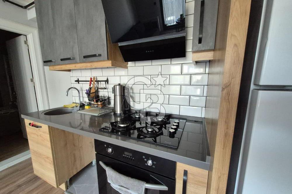 Karşıyaka Anadolu Cad. Yakını Lüks Binada Tam Eşyalı 1+1 Kiralık Daire