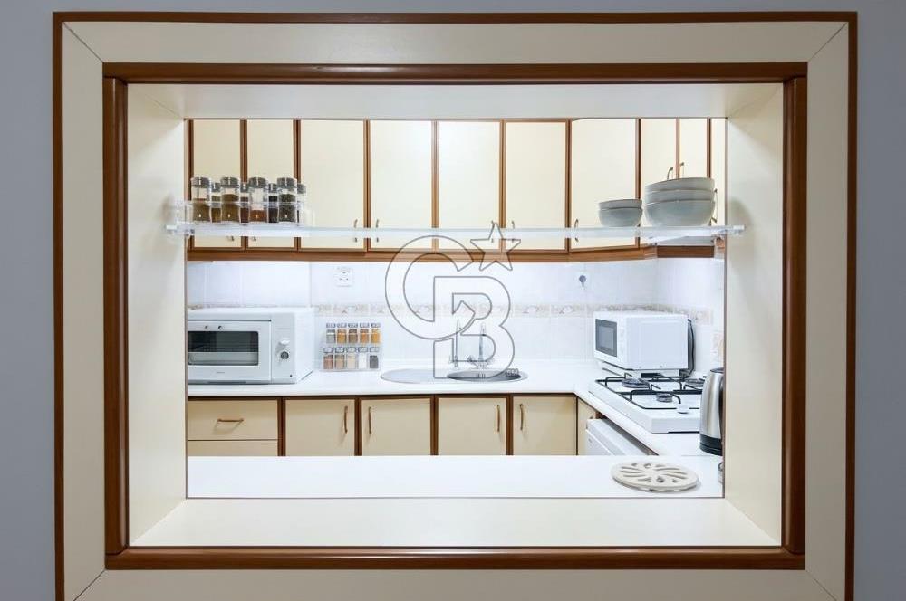 KARŞIYAKA TERSANE'DE İZBAN DURAĞI ÖNÜNDE, ÖNÜ AÇIK 3+1 SATILIK DAİRE