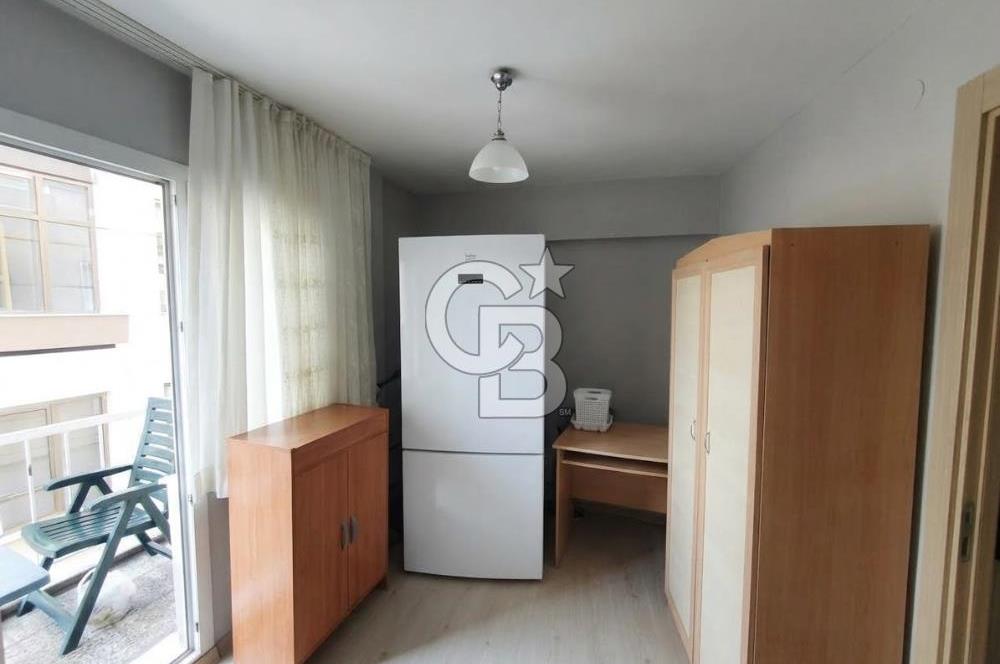 KARŞIYAKA TERSANE'DE İZBAN DURAĞI ÖNÜNDE, ÖNÜ AÇIK 3+1 SATILIK DAİRE