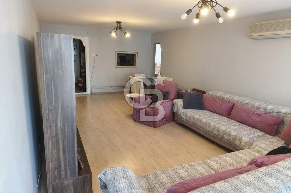 KARŞIYAKA TERSANE'DE İZBAN DURAĞI ÖNÜNDE, ÖNÜ AÇIK 3+1 SATILIK DAİRE