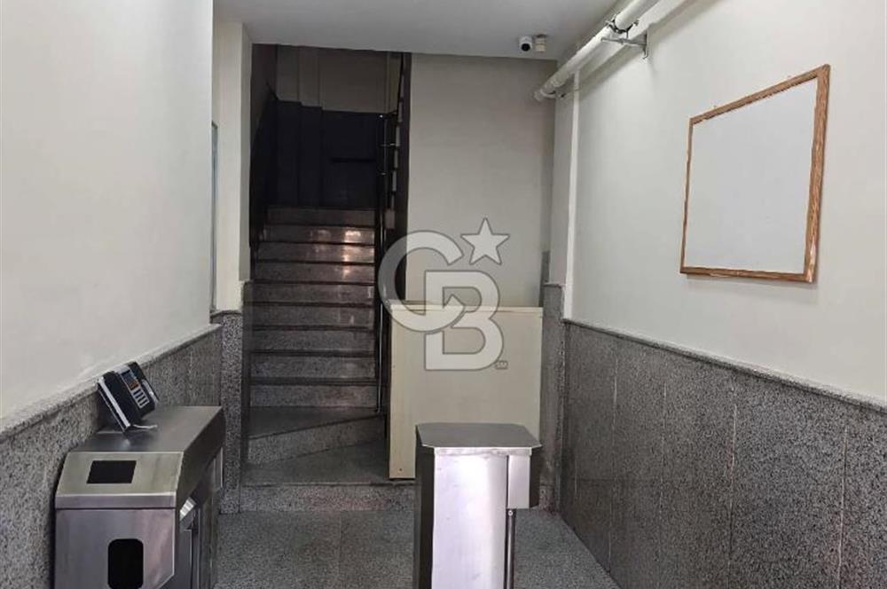 TURAN GÜNEŞ BLV.KAHİRE CD.KURUMSALA UYGUN KOMPLE KİRALIK BİNA 