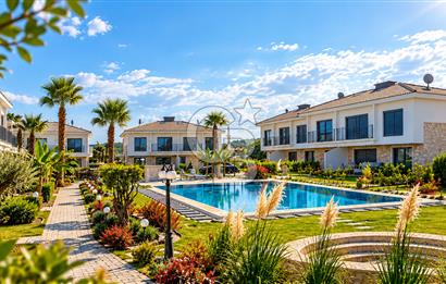 Urla Torosan'da Site İçi Dubleks 3+1 Kiralık Villa