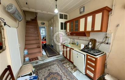 BALAT KİREMİT CADDESİ SATILIK MÜSTAKİL EV 50M2 TABAN OTURUMU