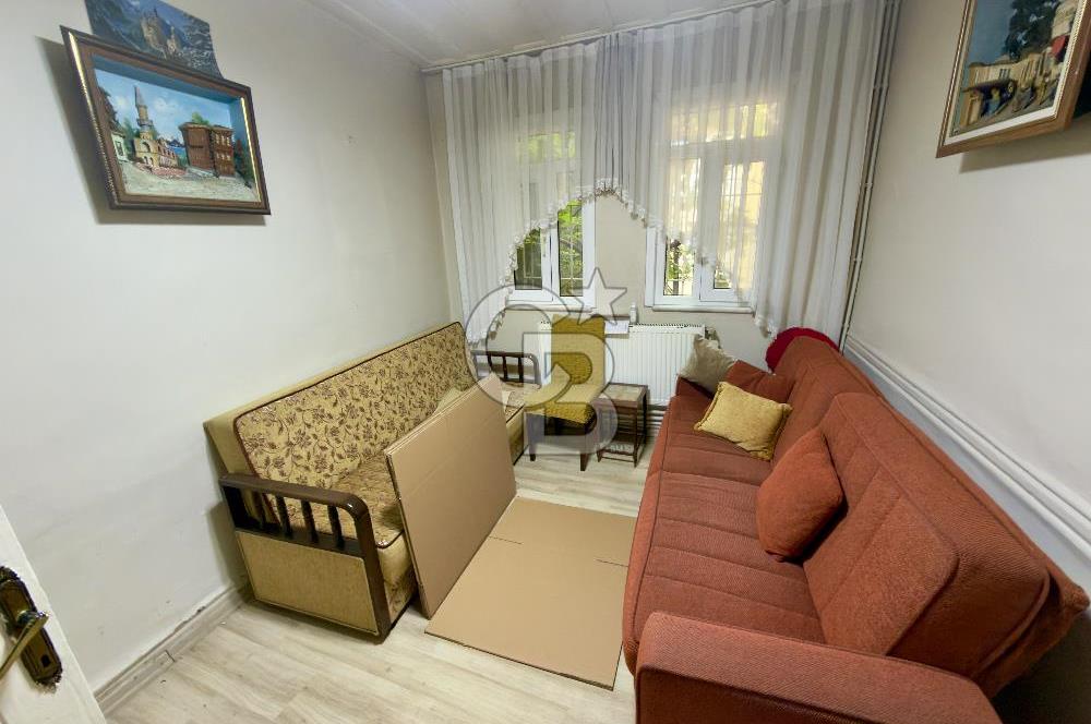 BALAT KİREMİT CADDESİ SATILIK MÜSTAKİL EV 50M2 TABAN OTURUMU
