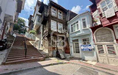 BALAT KİREMİT CADDESİ SATILIK MÜSTAKİL EV 50M2 TABAN OTURUMU