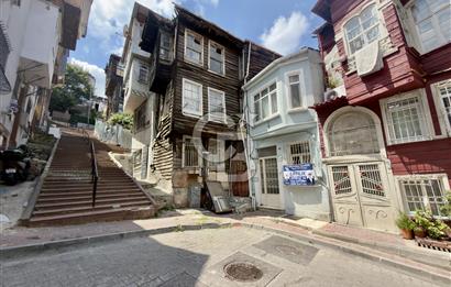 BALAT KİREMİT CADDESİ SATILIK MÜSTAKİL EV 50M2 TABAN OTURUMU