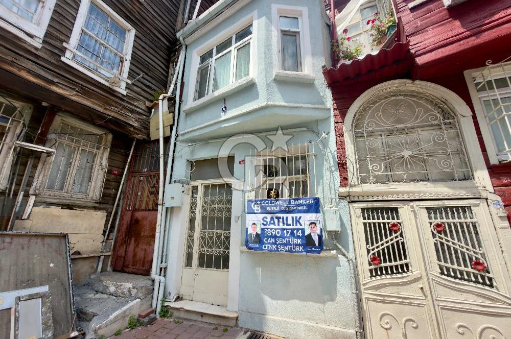 BALAT KİREMİT CADDESİ SATILIK MÜSTAKİL EV 50M2 TABAN OTURUMU