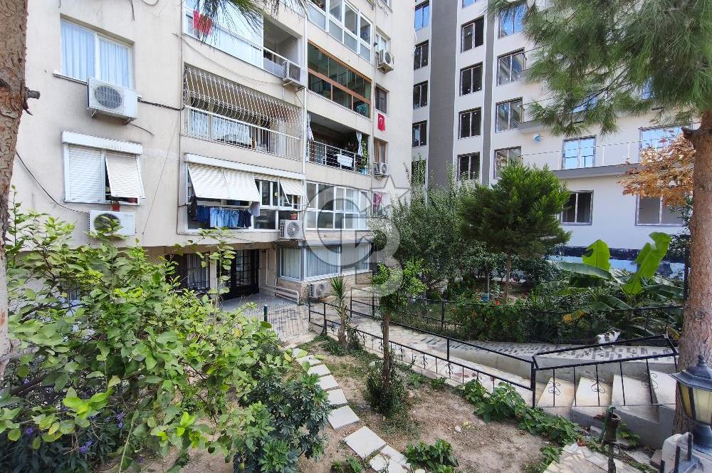 KARŞIYAKA TERSANE'DE İZBAN DURAĞI ÖNÜNDE, ÖNÜ AÇIK 3+1 SATILIK DAİRE