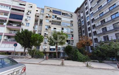 KARŞIYAKA TERSANE'DE İZBAN DURAĞI ÖNÜNDE, ÖNÜ AÇIK 3+1 SATILIK DAİRE