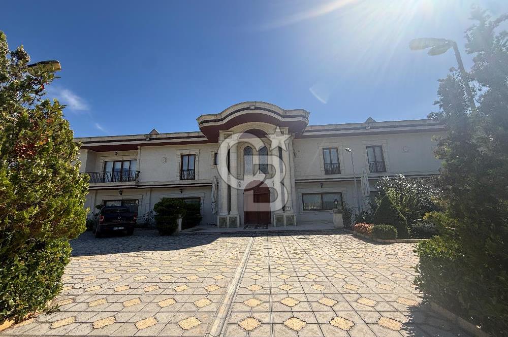 YALOVA SAMANLI’DA 2.436 m² ARSA İÇİNDE 1.400 m² DOĞAL VİLLA