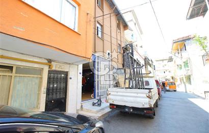 Karabağlar Bozyaka'da Çarşı İçi , Yüksek Kira Getirili Dükkan.