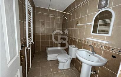 Menteşe Emirbeyazıt Mahallesi’nde Merkezi Konumda Ferah 2+1 Kiralık Daire