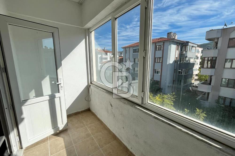 Menteşe Emirbeyazıt Mahallesi’nde Merkezi Konumda Ferah 2+1 Kiralık Daire
