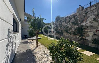 urla denizli mahallesinde satılık villa
