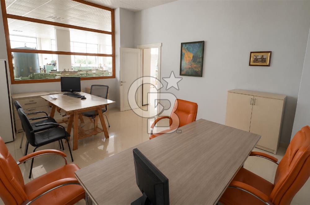 TABELA DEĞERİ YÜKSEK CADDE ÜZERİNDE SATILIK 700 M2 DÜKKAN